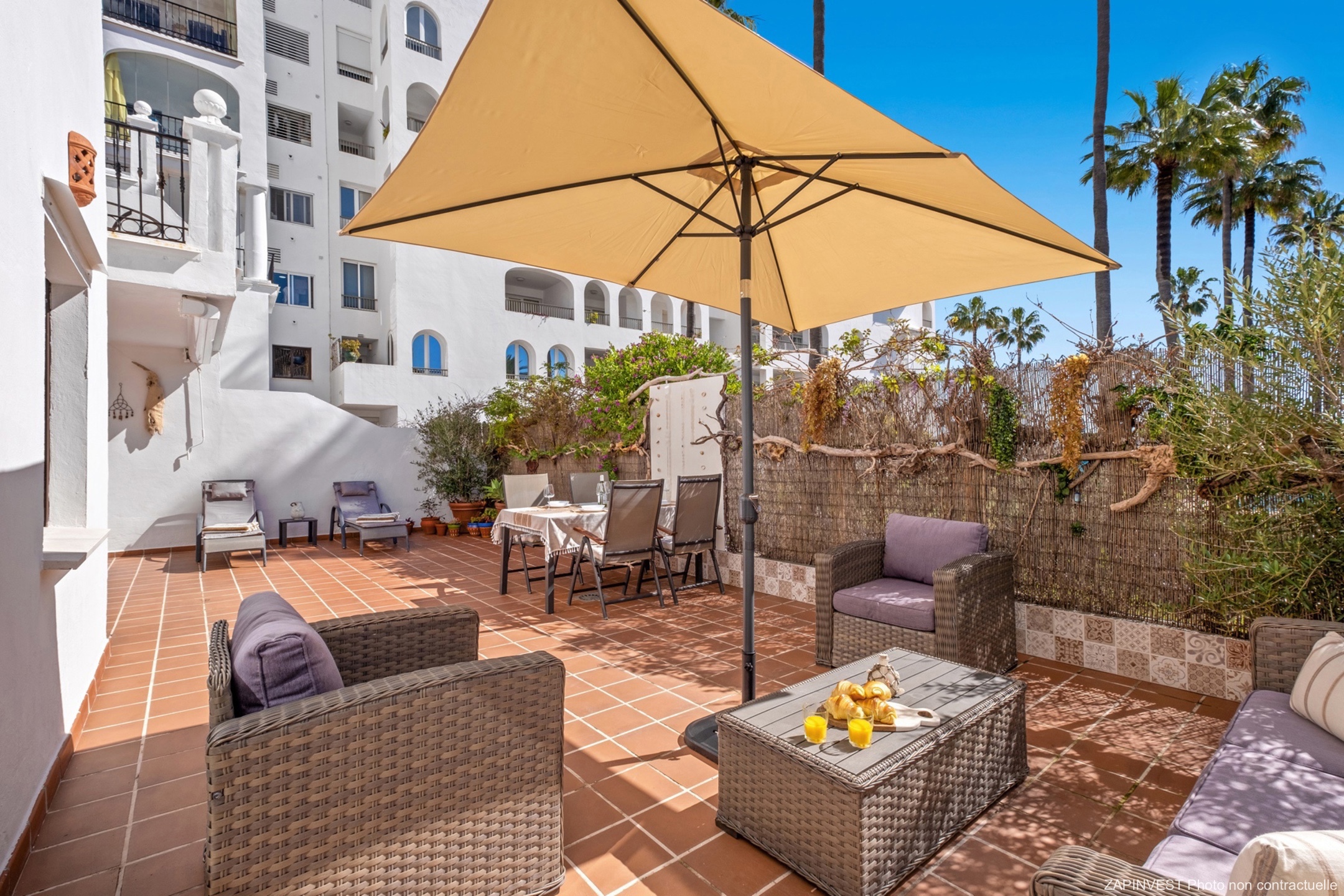 Rez-de-chaussée en bord de mer à La Duquesa, province Malaga, Espagne