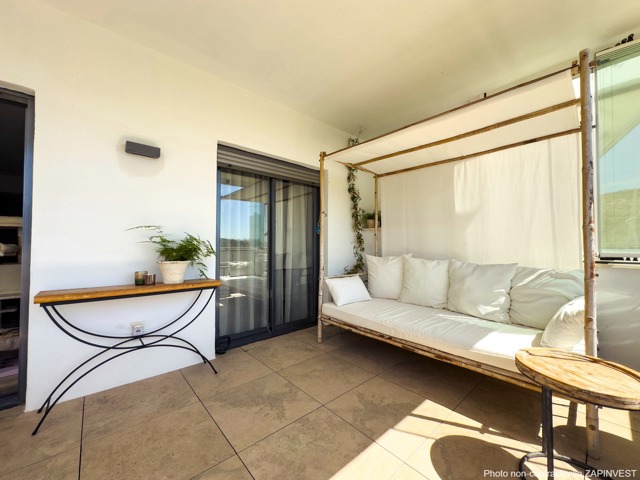 Rez-de-chaussée à Bahia de las Rocas, Manilva - Costa del Sol, Espagne