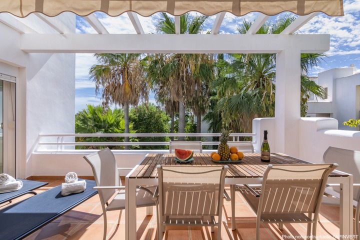 Appartement à Estepona avec des vues sur un magnifique parc et proche du seul et unique lagoon de la région, Espagne