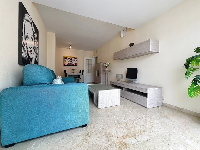 Magnifique appartement au Port de la Duquesa avec des vues splendides sur le port et la mer, Espagne