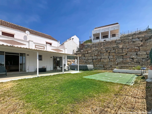 Maison jumelée à Casares, Estepona - Costa del Sol, Espagne